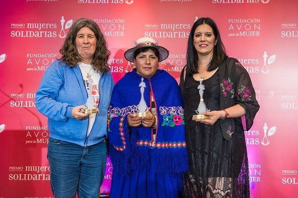 Mujeres solidarias
